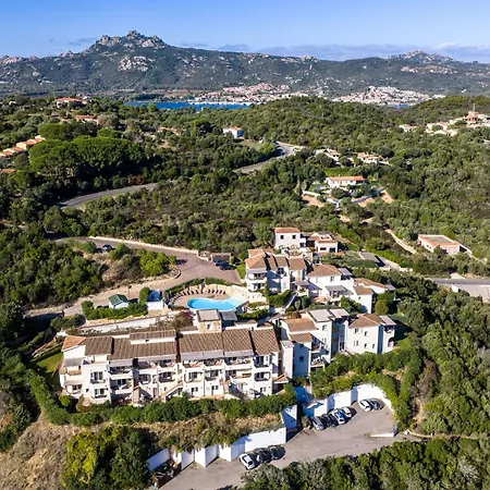 Complex With Pool And Sea View * Baja Sardinia