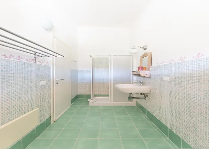 Complex With Pool And Sea View Apartman