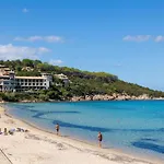 Complex With Pool And Sea View Baja Cerdeña