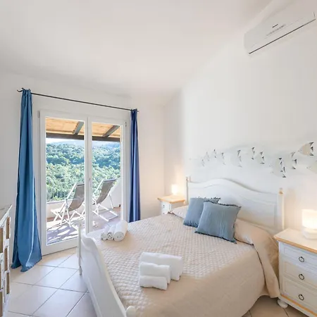 Complex With Pool And Sea View Appartement