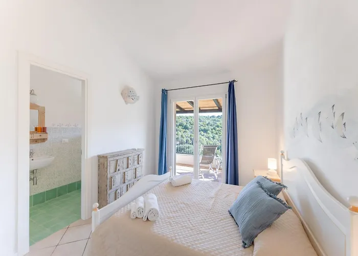 Appartement Complex With Pool And Sea View Baja Sardinia