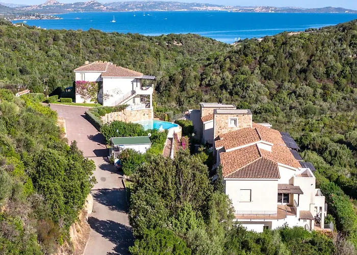 Appartement Complex With Pool And Sea View Baja Sardinia