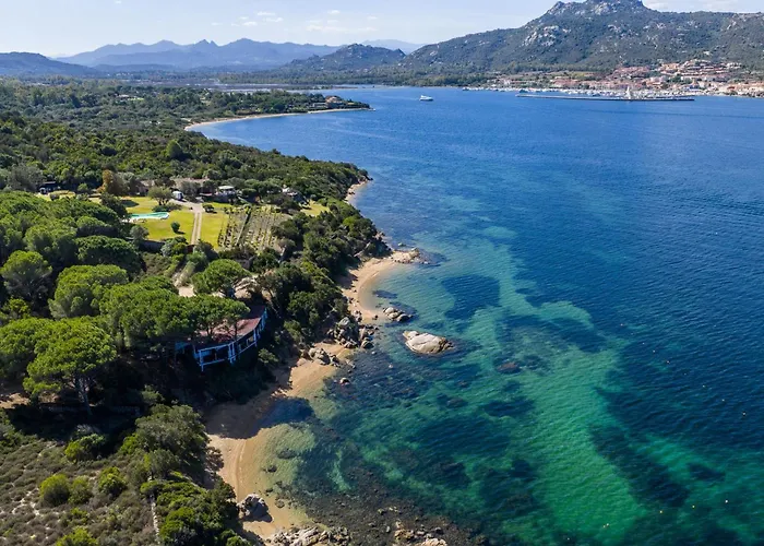 Appartement Complex With Pool And Sea View Baja Sardinia