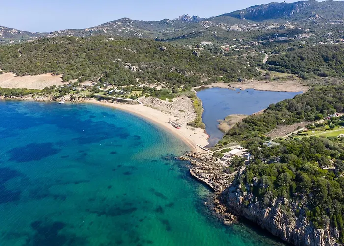 Appartement Complex With Pool And Sea View *